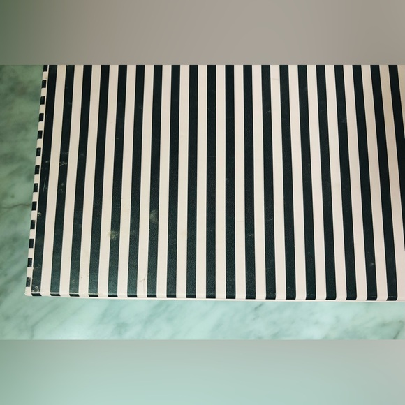 Juicy Couture Signature Decorative Box - Picture 9 of 12